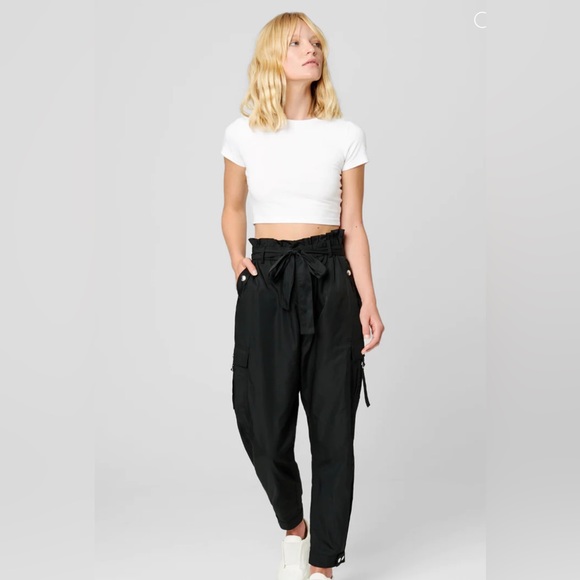 [BLANKNYC] Womens Black Nylon Paper Bag Pants/Joggers/Cargo Belted NWT - Picture 1 of 12